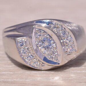 Men’s Diamond Ring in White Gold